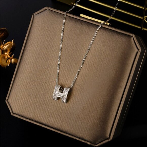 Stainless Steel Luxury H Pop Pendant Necklace Simulated Diamonds